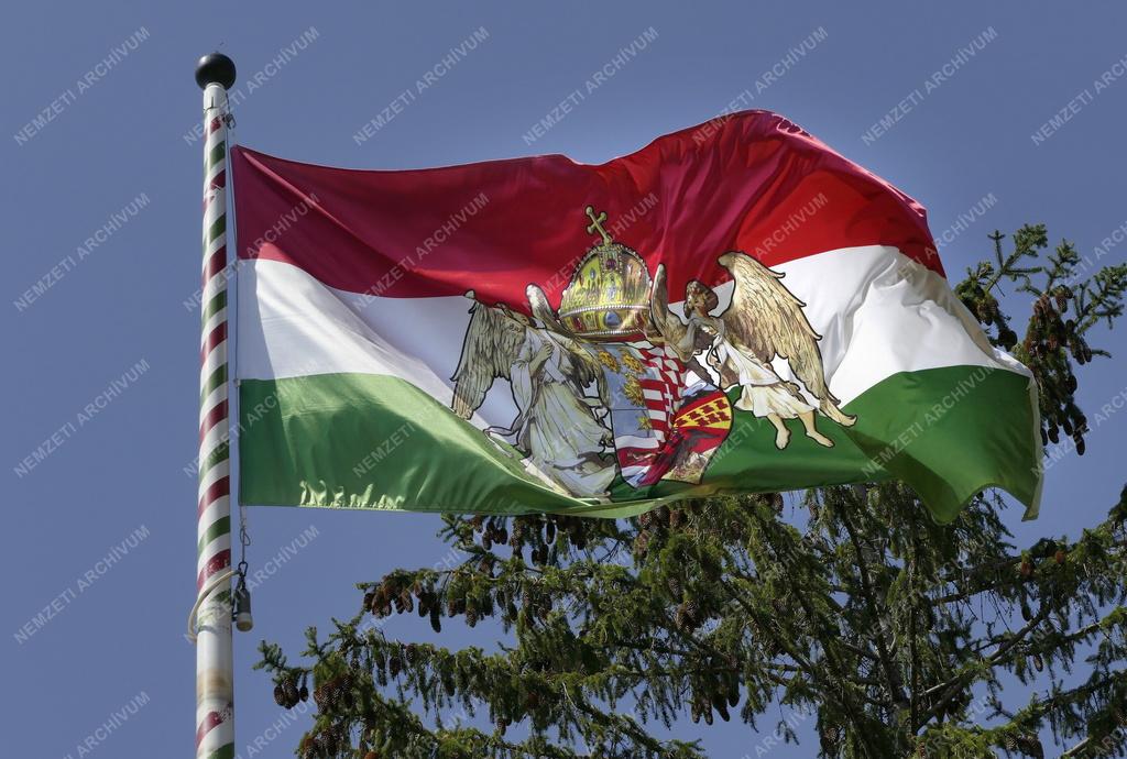 Jelkép - Nemzeti zászló