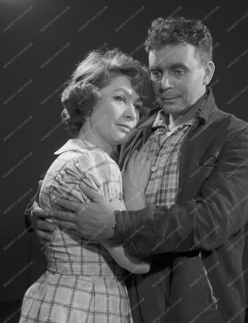 8-63: Nemzeti Színház - Irkucki történet; 64-72: Tolsztoj emlékülés az Egyetemi Színpadon