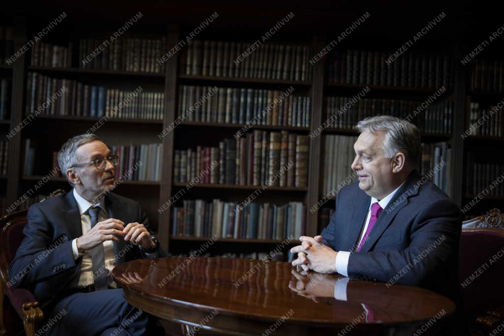 Orbán Viktor az Osztrák Szabadságpárt elnökével tárgyalt