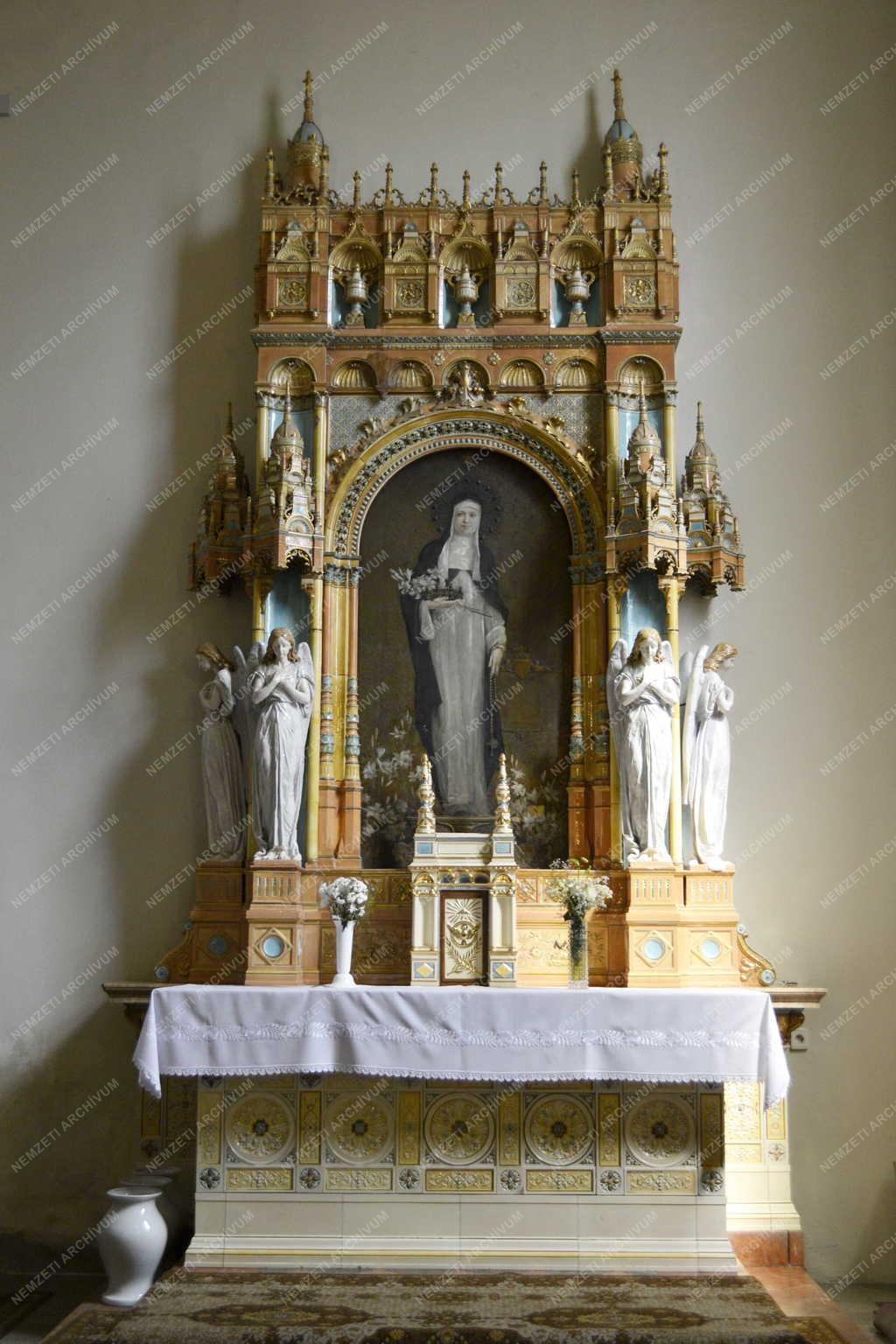 Egyházi épület - A kőbányai Szent László plébániatemplom