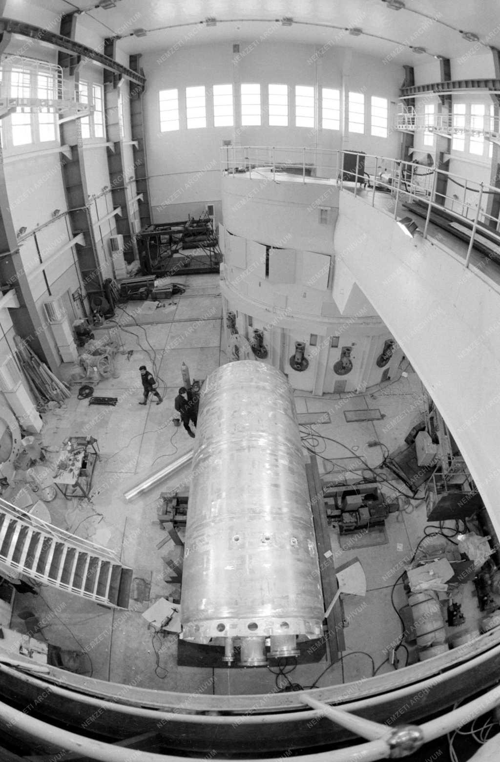 Tudomány - Atomreaktor rekonstrukció a KFKI-ben