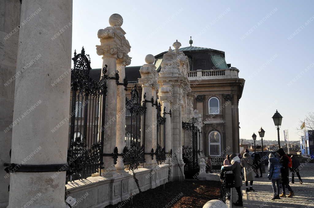Városkép - Budapest - Habsburg Kapu