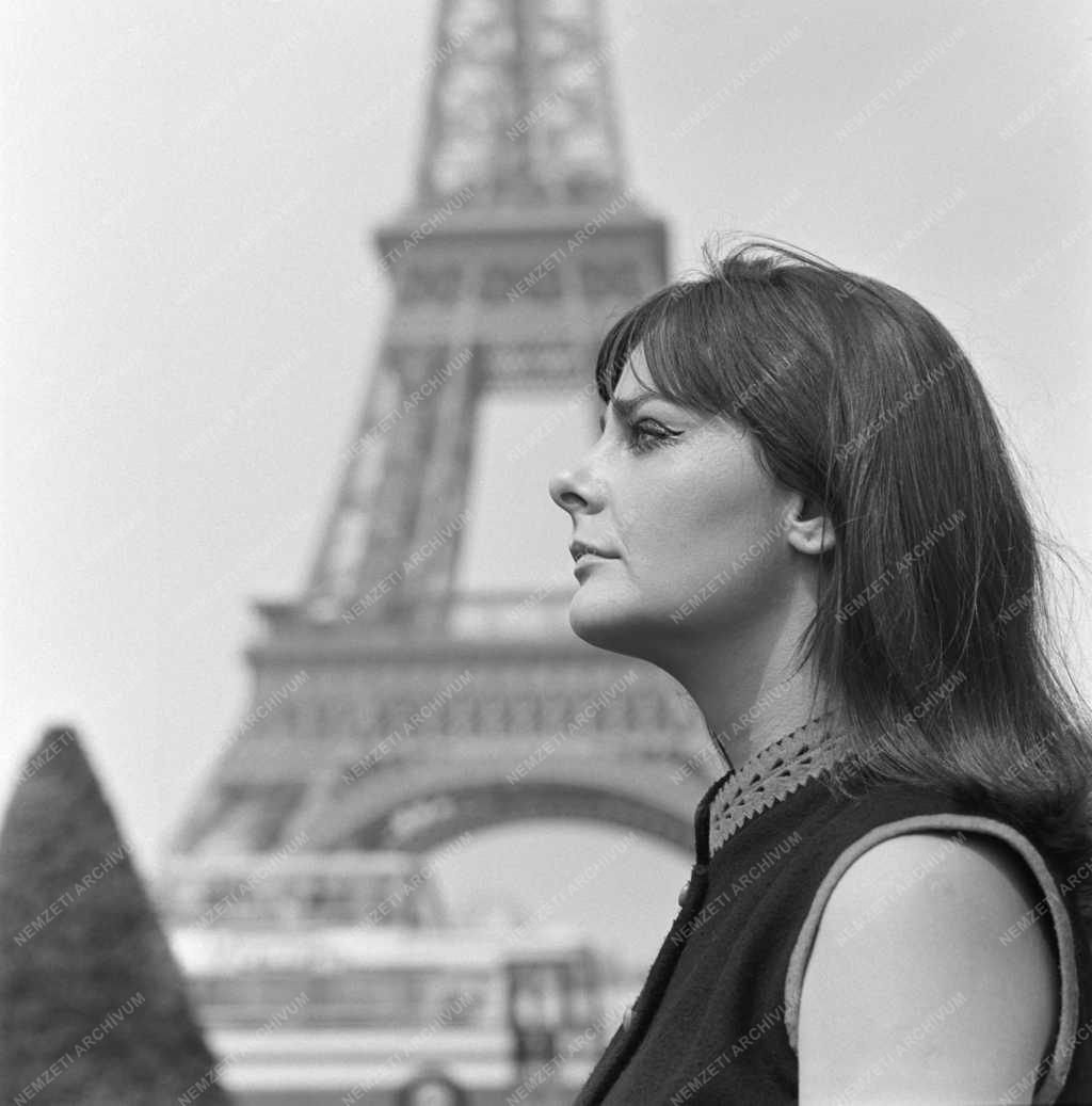 Béres Ilona Párizsban