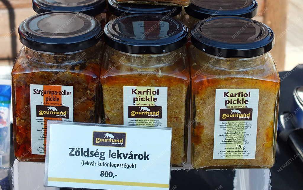 Kereskedelem - Budapest - Bosnyák téri Vásárcsarnok