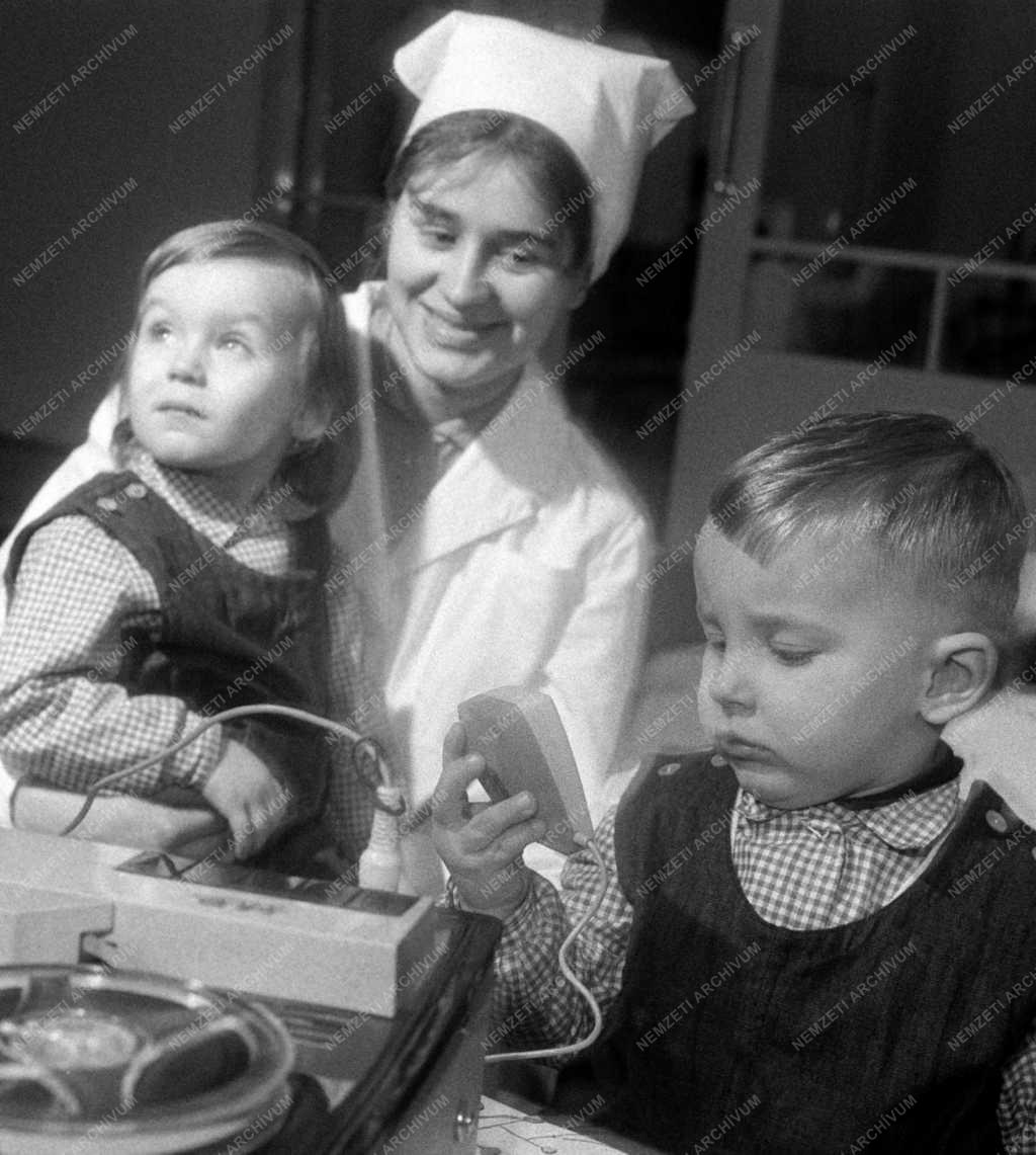 Oktatás - Új bölcsöde Szolnokon