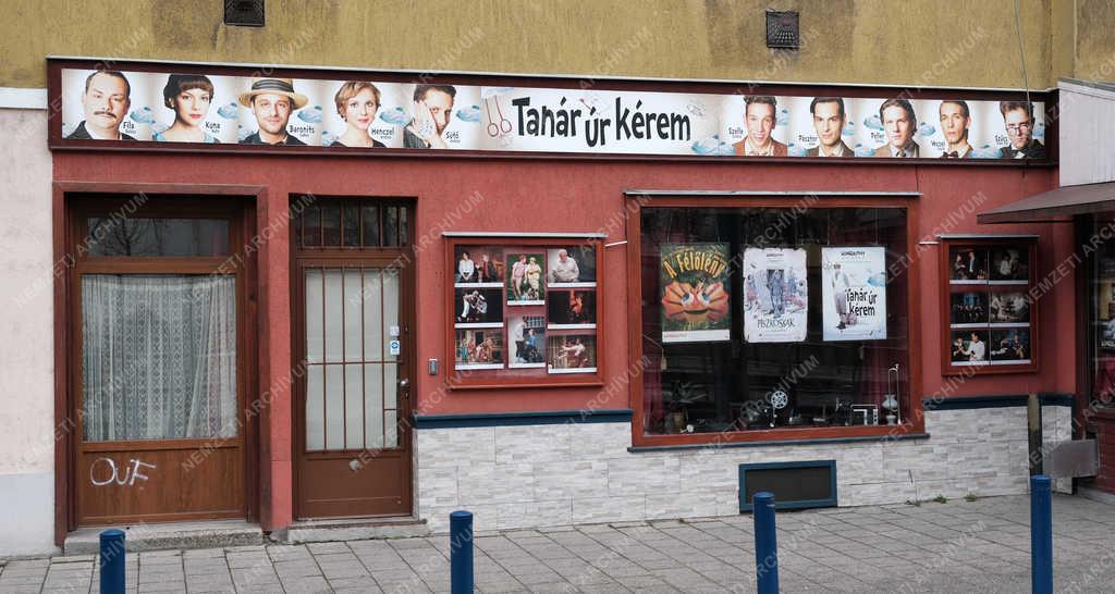 Városkép - Budapest - Karinthy Színház