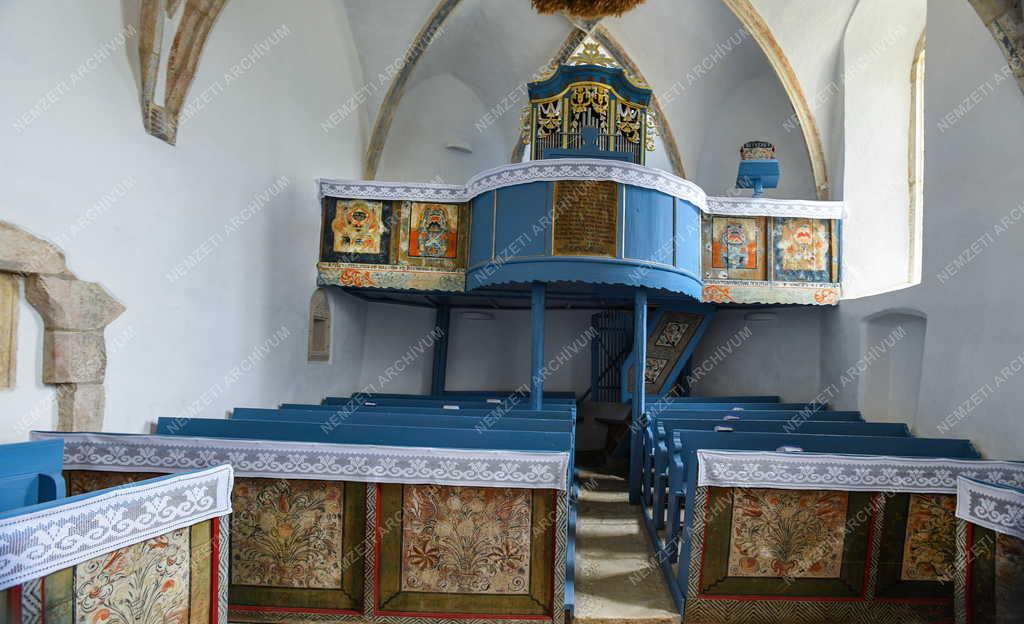 Egyház - Magyarvalkói református templom Erdélyben