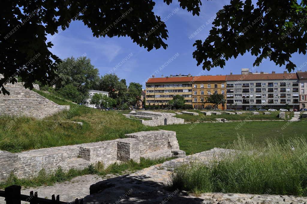 Városkép - Budapest - Óbuda - Aquincum katonai amfiteátrum