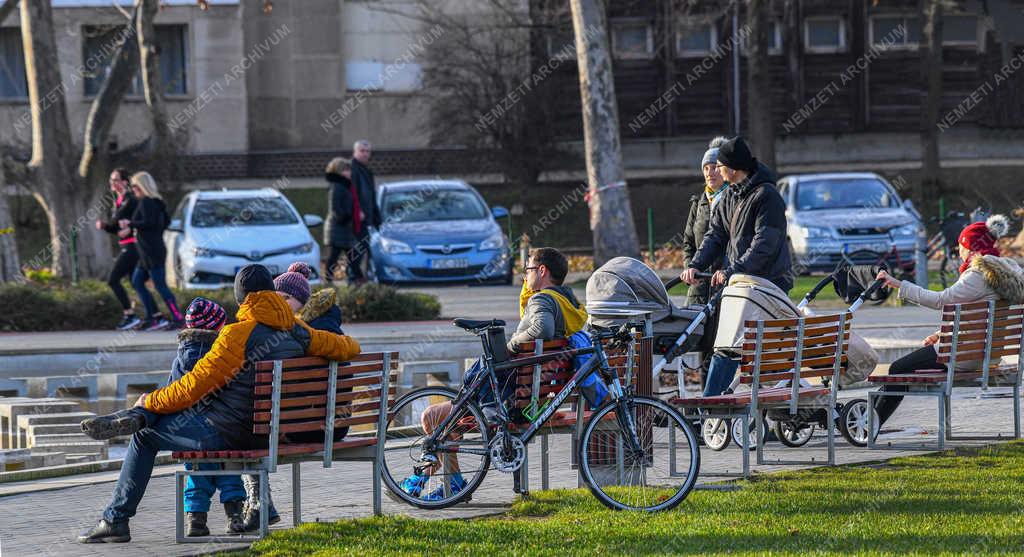 Szabadidő - Debrecen - Kikapcsolódás a Nagyerdőn