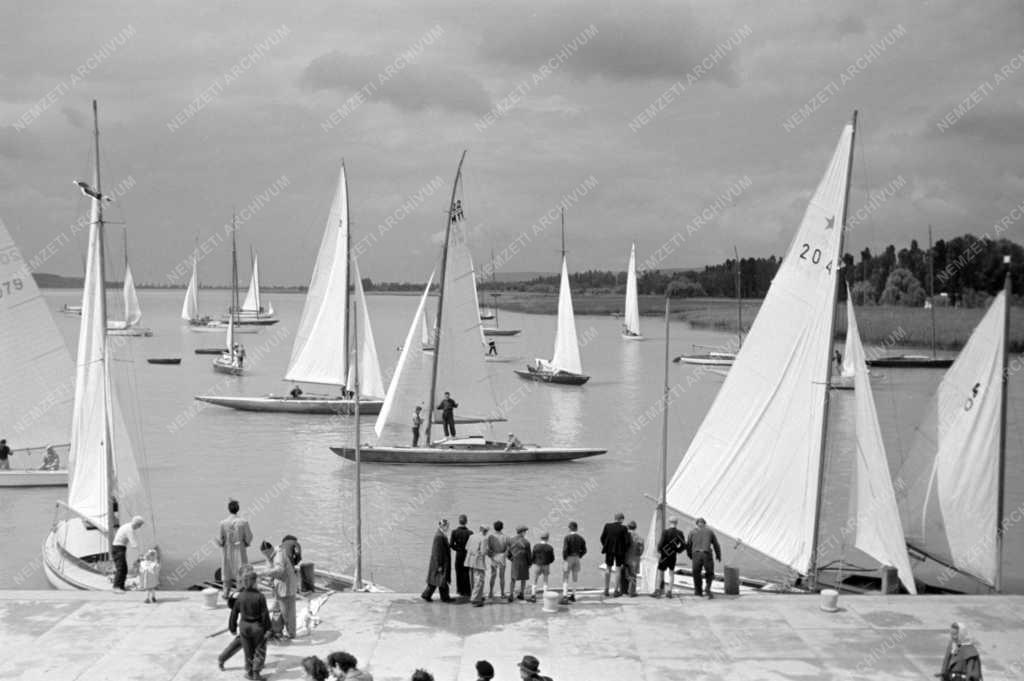 Sport - Évadnyitó vitorlásverseny Balatonfüreden