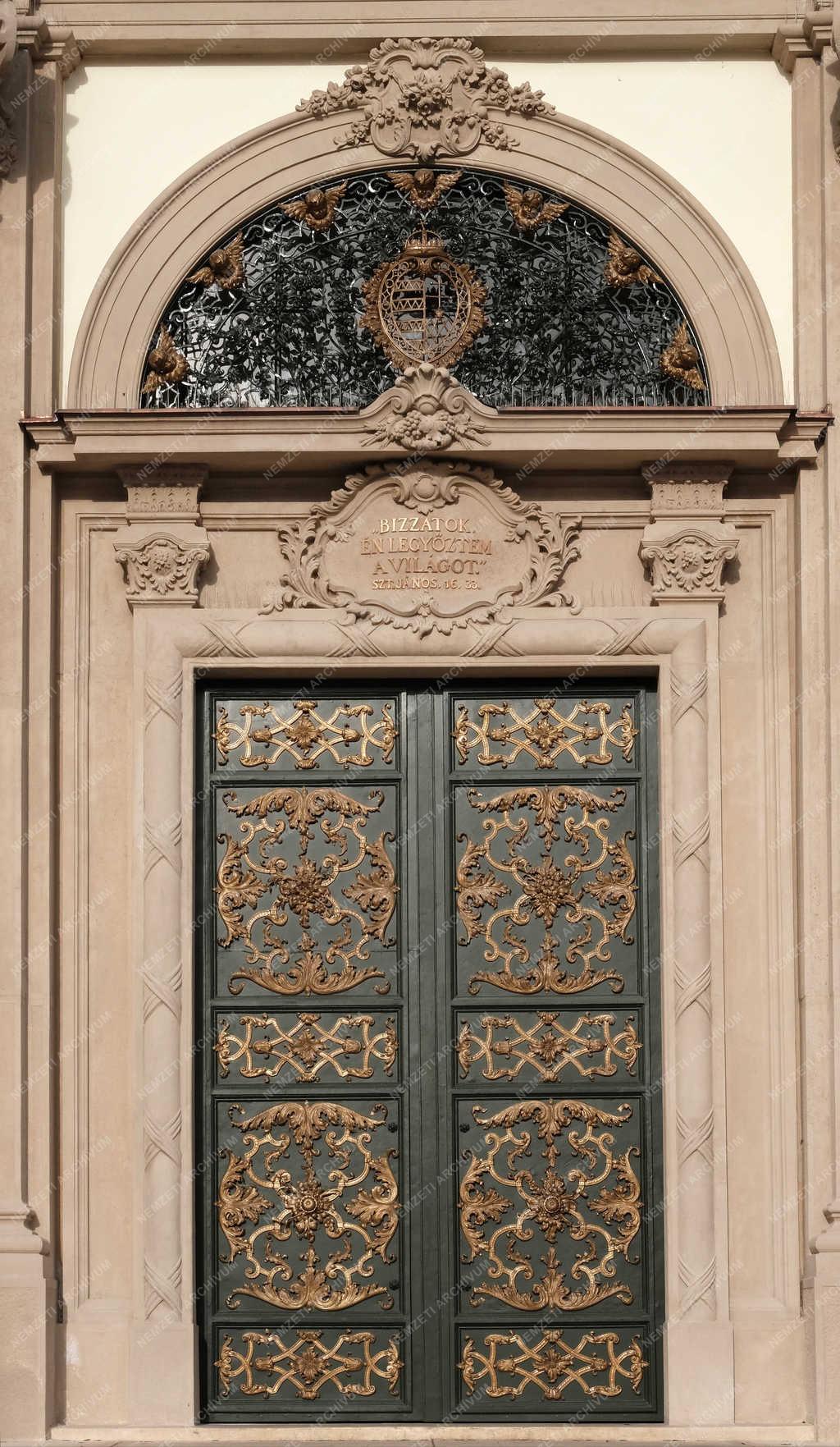 Egyházi épület - Budapest - A Budai Ciszterci Szent Imre plébániatemplom