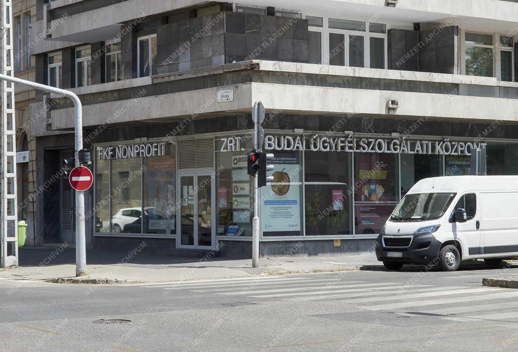 Szolgáltatás - Budapest - Budai Ügyfélszolgálati Központ