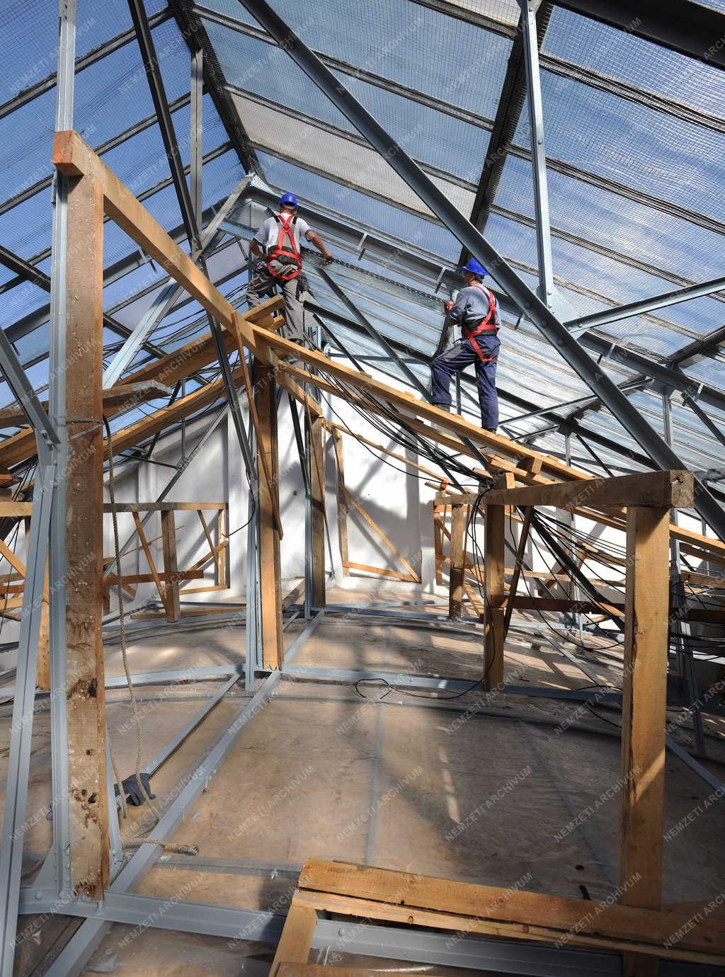 Felújítás - Debrecen - Tető felújítás a Debreceni Egyetemen