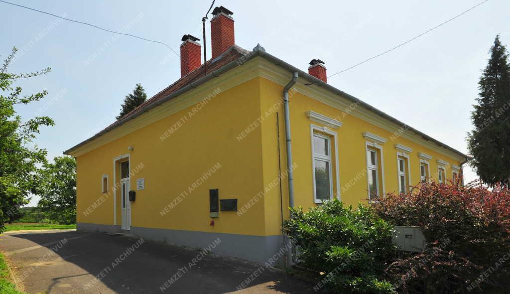 Egyházi épület - Csákánydoroszló - A plébánia épülete