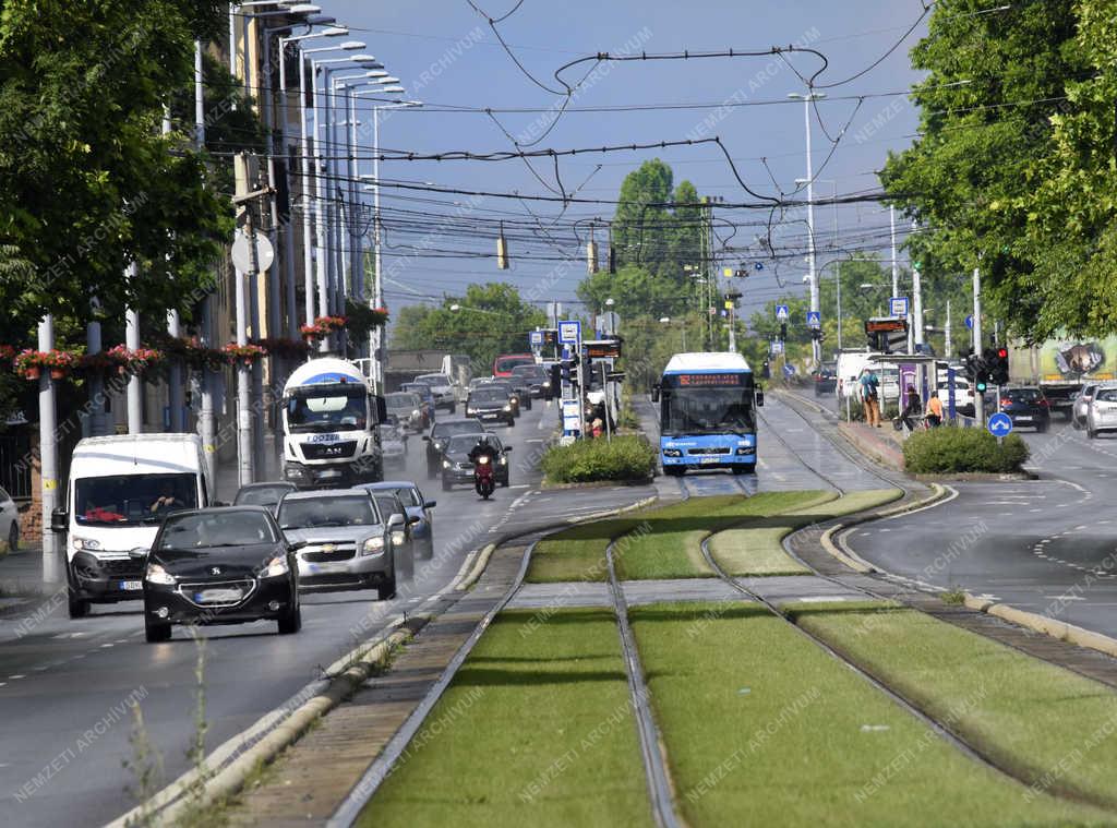 Közlekedés - Budapest - Csúcsforgalom