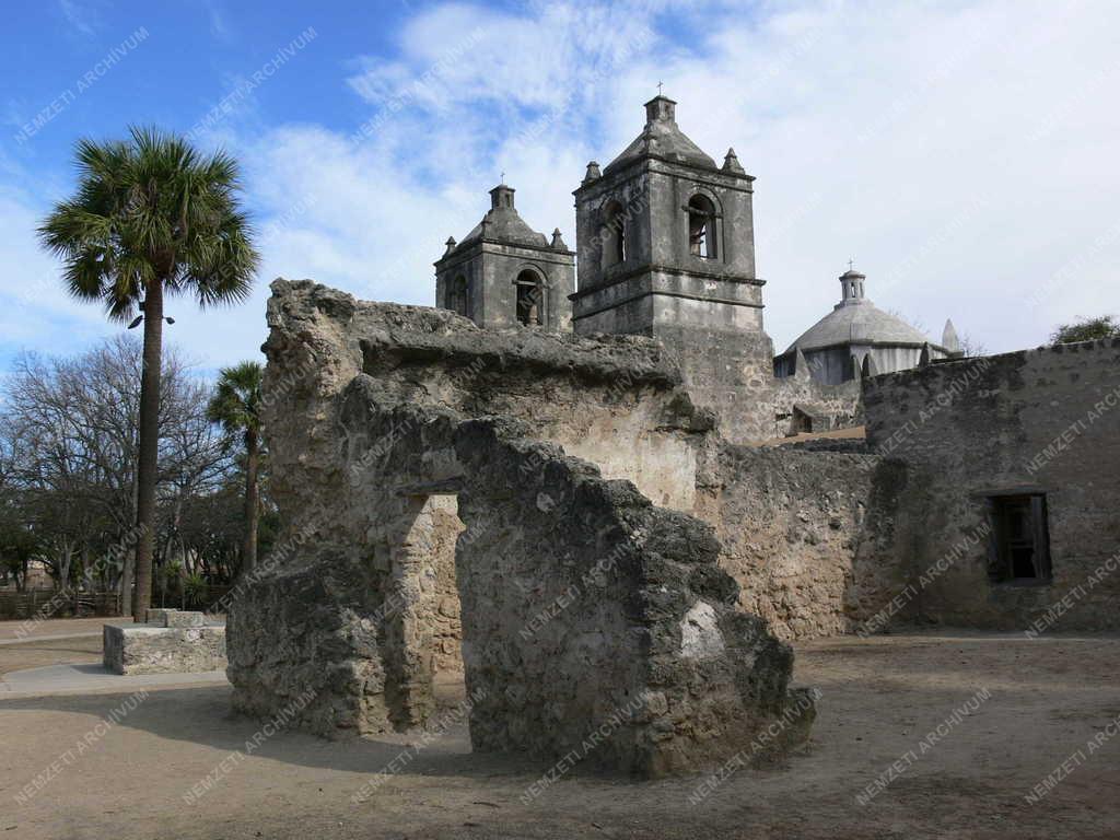 Táj, város - Mission Concepción - San Antonio - Texas