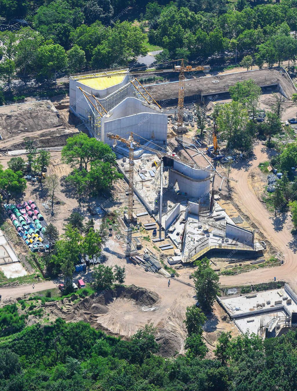 Légi fotó - Debrecen - Az épülő Nagyerdei Strand