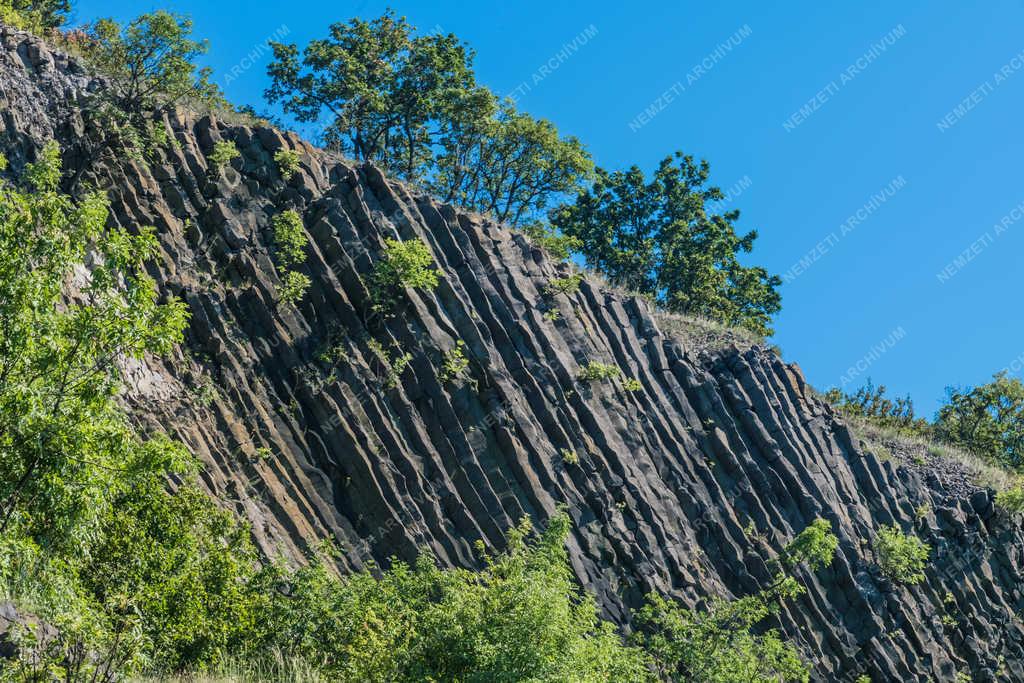 Geológia - Monoszló - Hegyestű Geológiai bemutatóhely