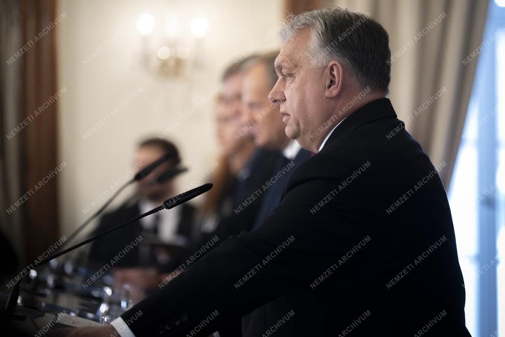 V4-csúcs Prágában