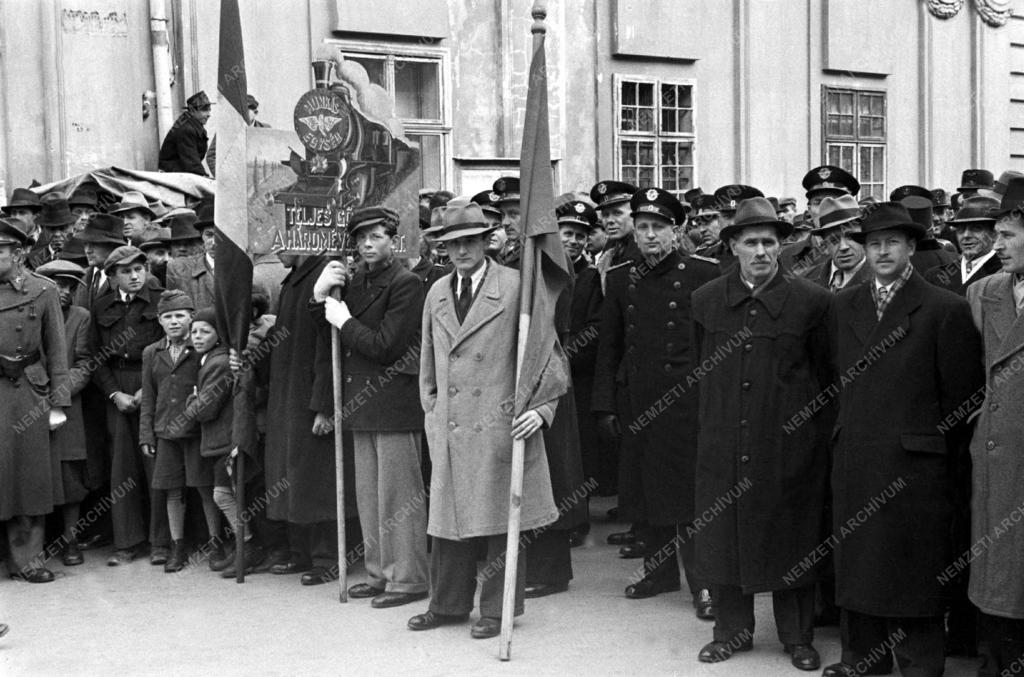 Politika - Tömeggyűlések