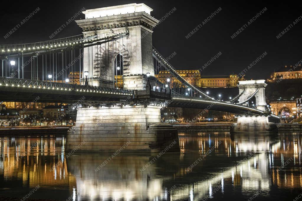 Esti városkép - Budapest - Lánchíd