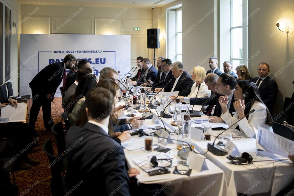 Orbán Viktor a Patrióták Európáért pártcsalád elnökségi ülésén