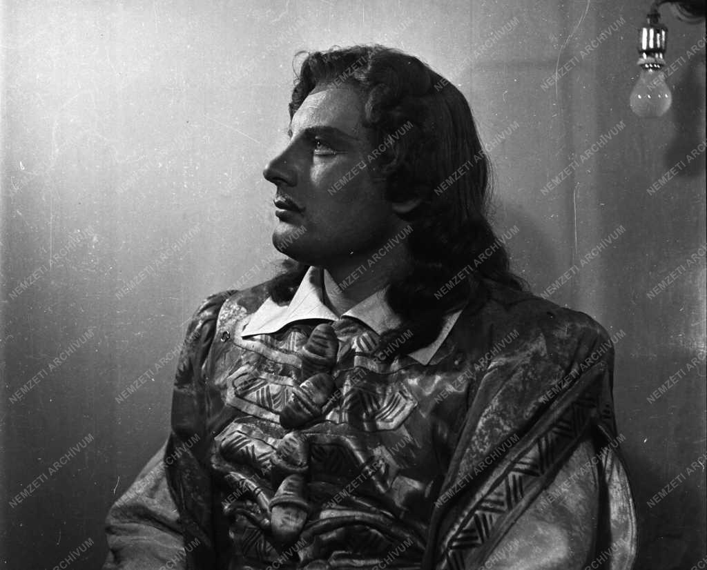 Kultúra - Erkel Ferenc: Hunyadi László - Erkel Színház