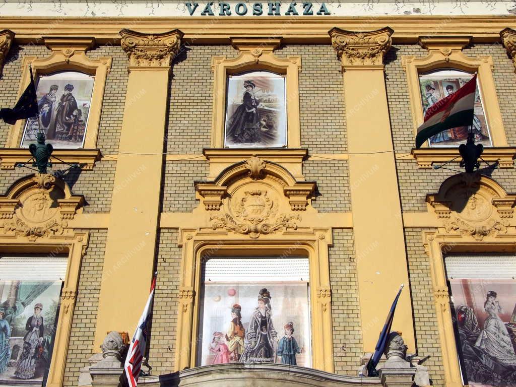 Dekoráció - Budapest - Alkalmi dekoráció az óbudai Városházán