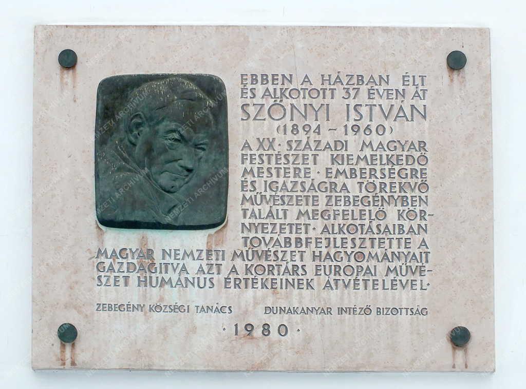 Emléktábla - Zebegény - Szőnyi István emléktáblája