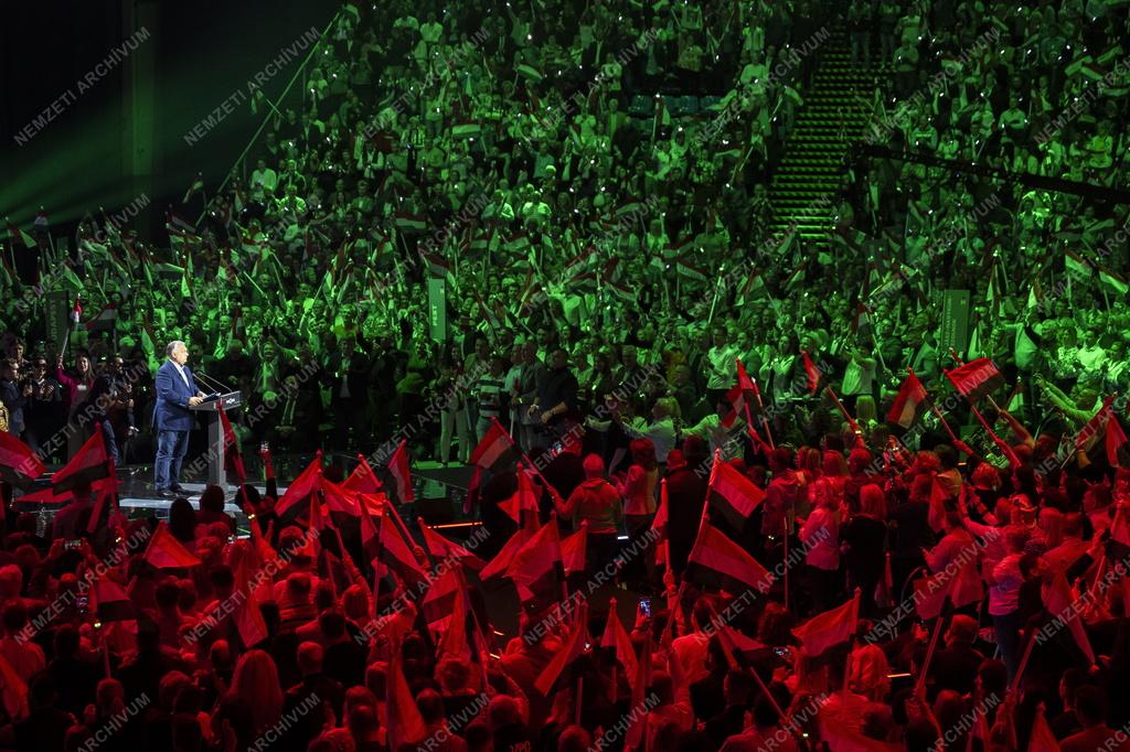 A Harcosok klubja - A kezdet elnevezésű rendezvény Budapesten