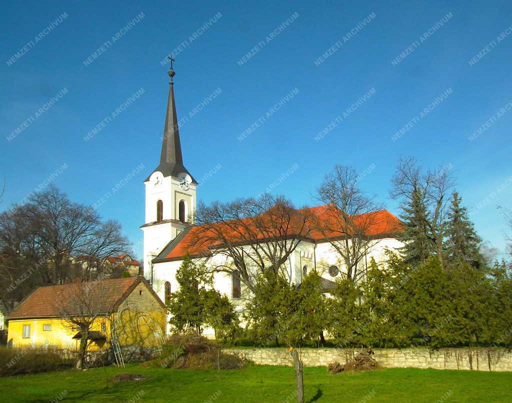 Budakalász - Templom