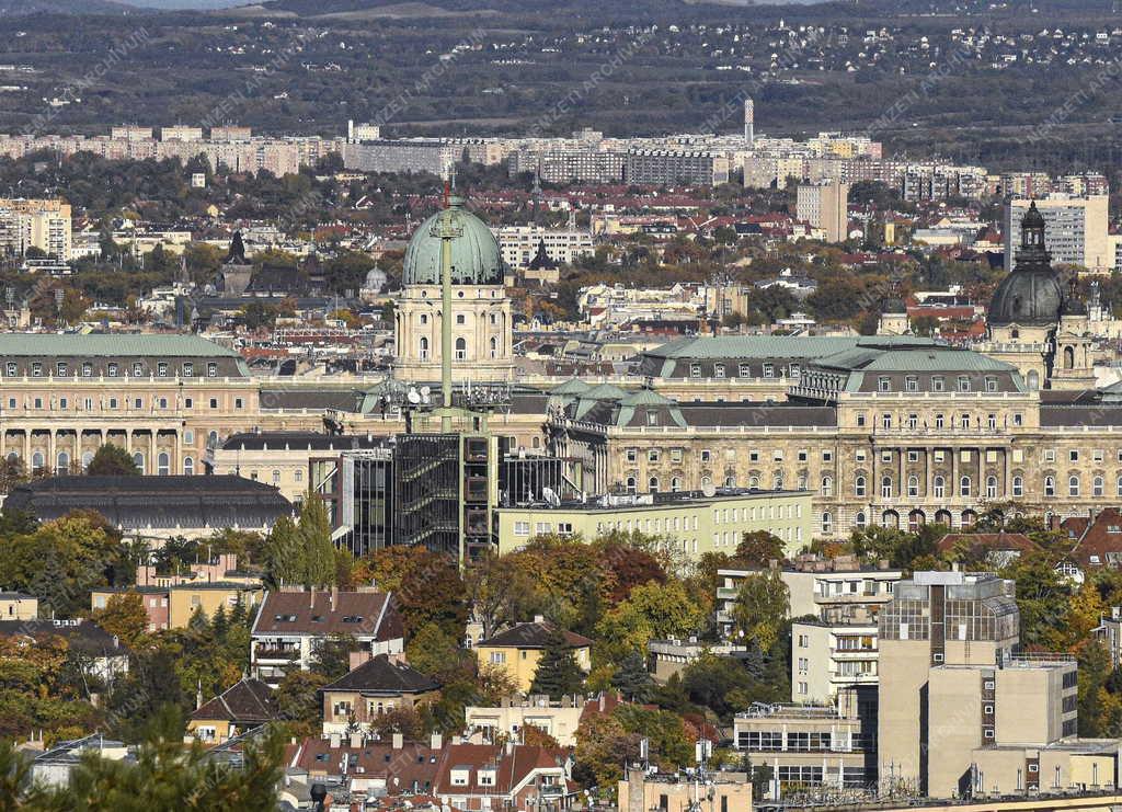 Városkép - Budapest látképe a Sas-hegyről