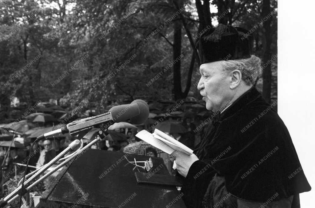 Megemlékezés - A magyar zsidóság deportálásának 40. évfordulója