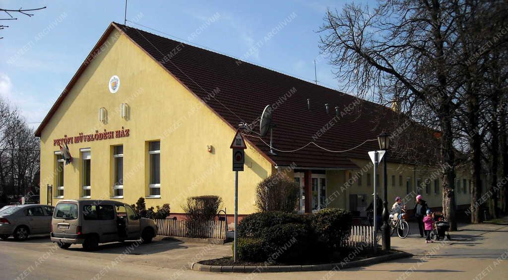 Dunavarsány - A Petőfi Művelődési Ház