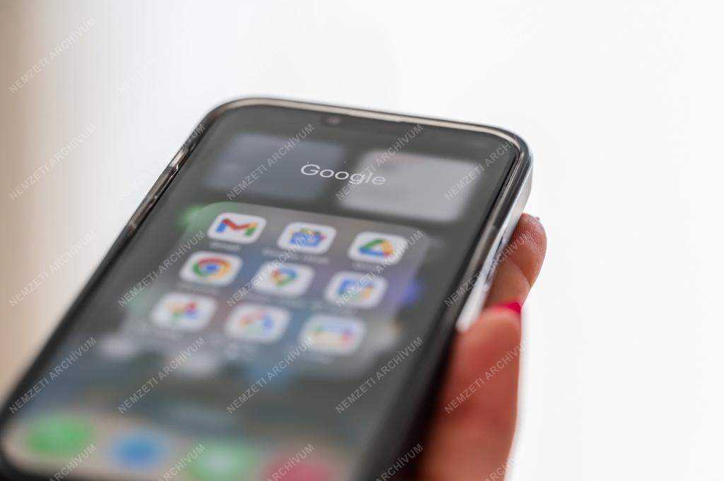 Kommunikáció - Mobiltelefon
