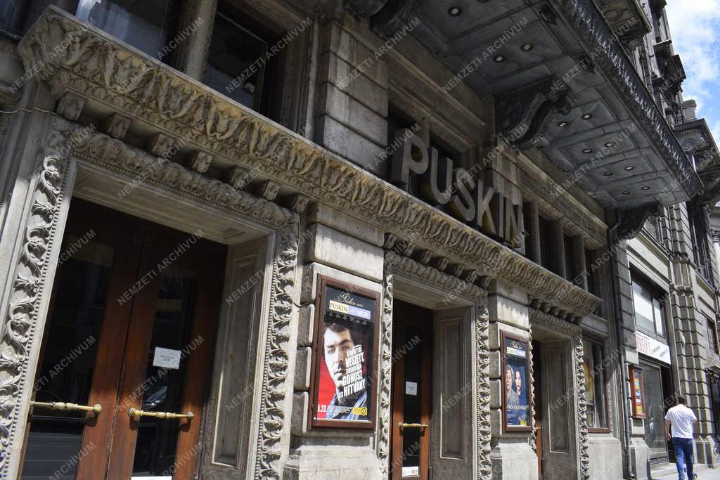 Városkép - Budapest - Puskin mozi