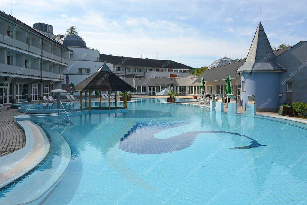 Turizmus - Sikonda - Ambient Hotel 
