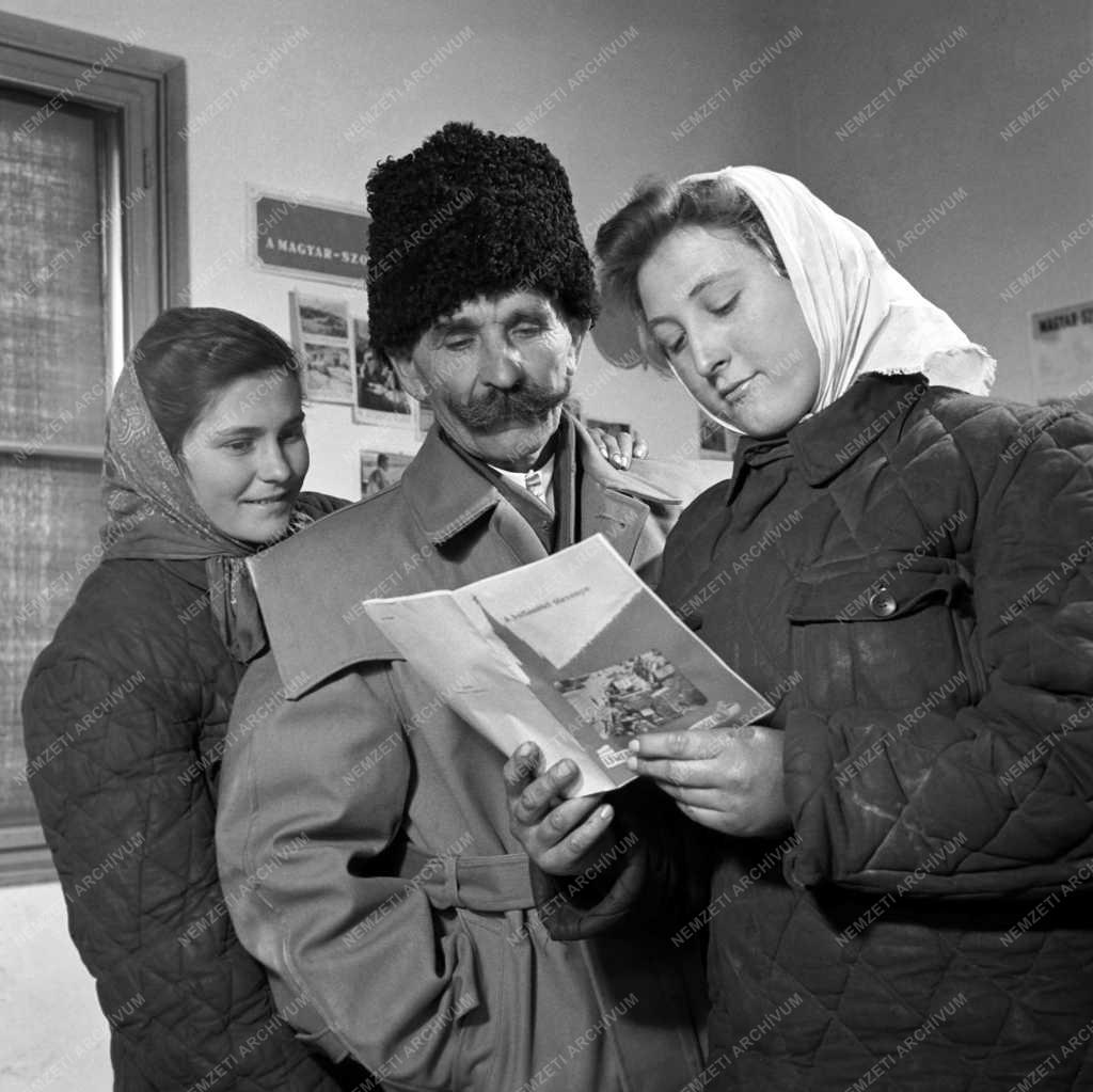 Belpolitika - Magyar-szovjet barátság hónapja