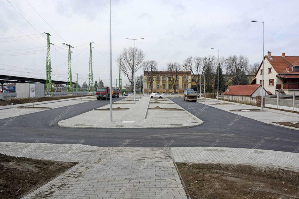 Felújítás - Vác - Megújul a váci vasútállomás