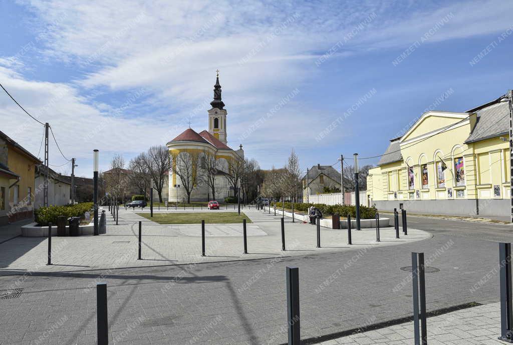 Városkép - Budapest - Soroksár - Hősök tere