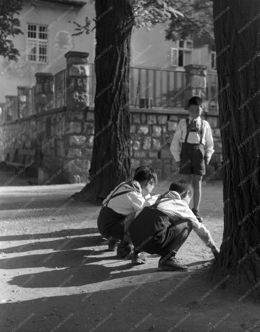 Állami gondozás - Pak Den Aj koreai gyermekotthon