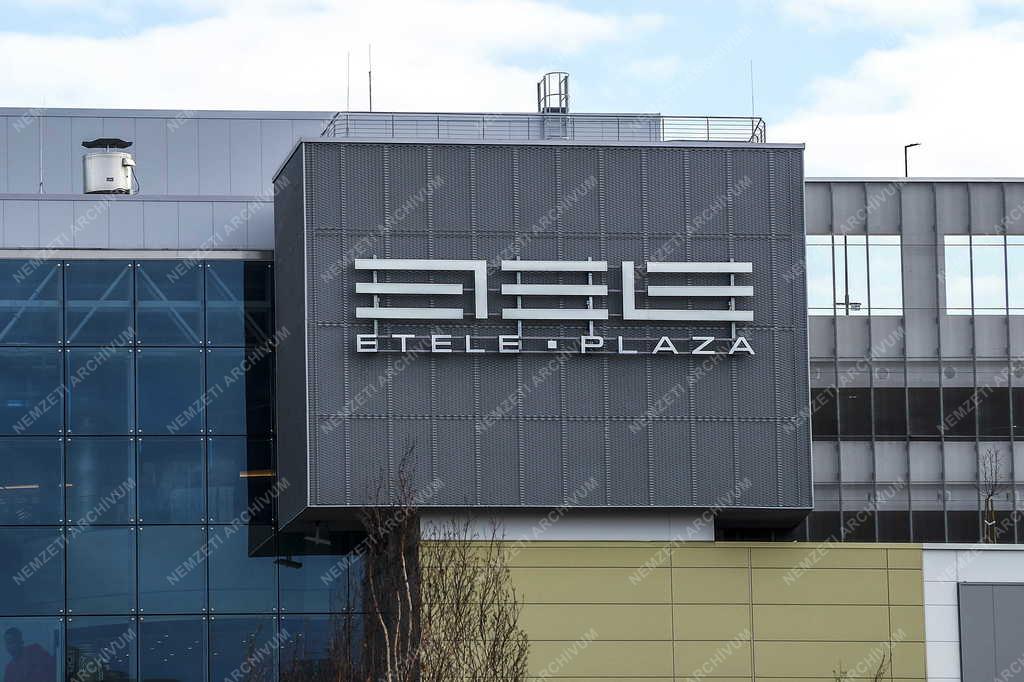 Kereskedelem - Budapest - Etele Plaza