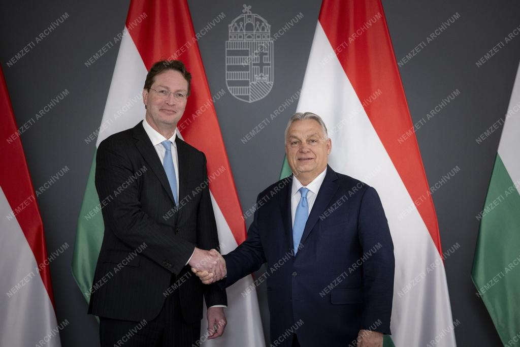 Orbán Viktor fogadta a Mercedes-Benz Group AG igazgatótanácsának elnökét
