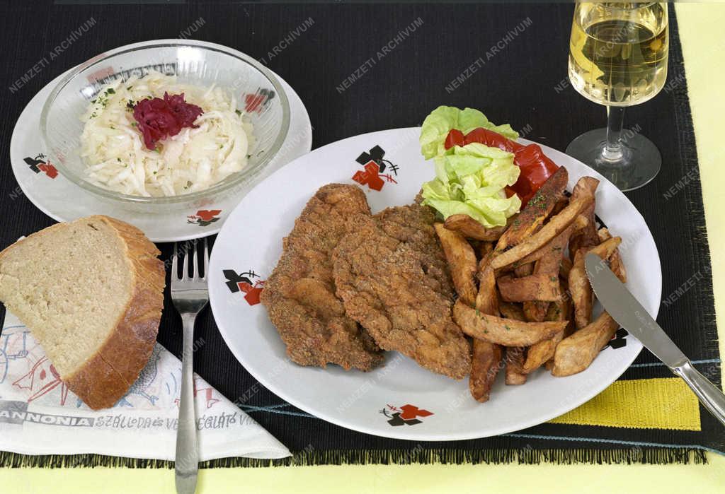 Vendéglátás - Pannónia Szálloda és Vendéglátó Vállalat