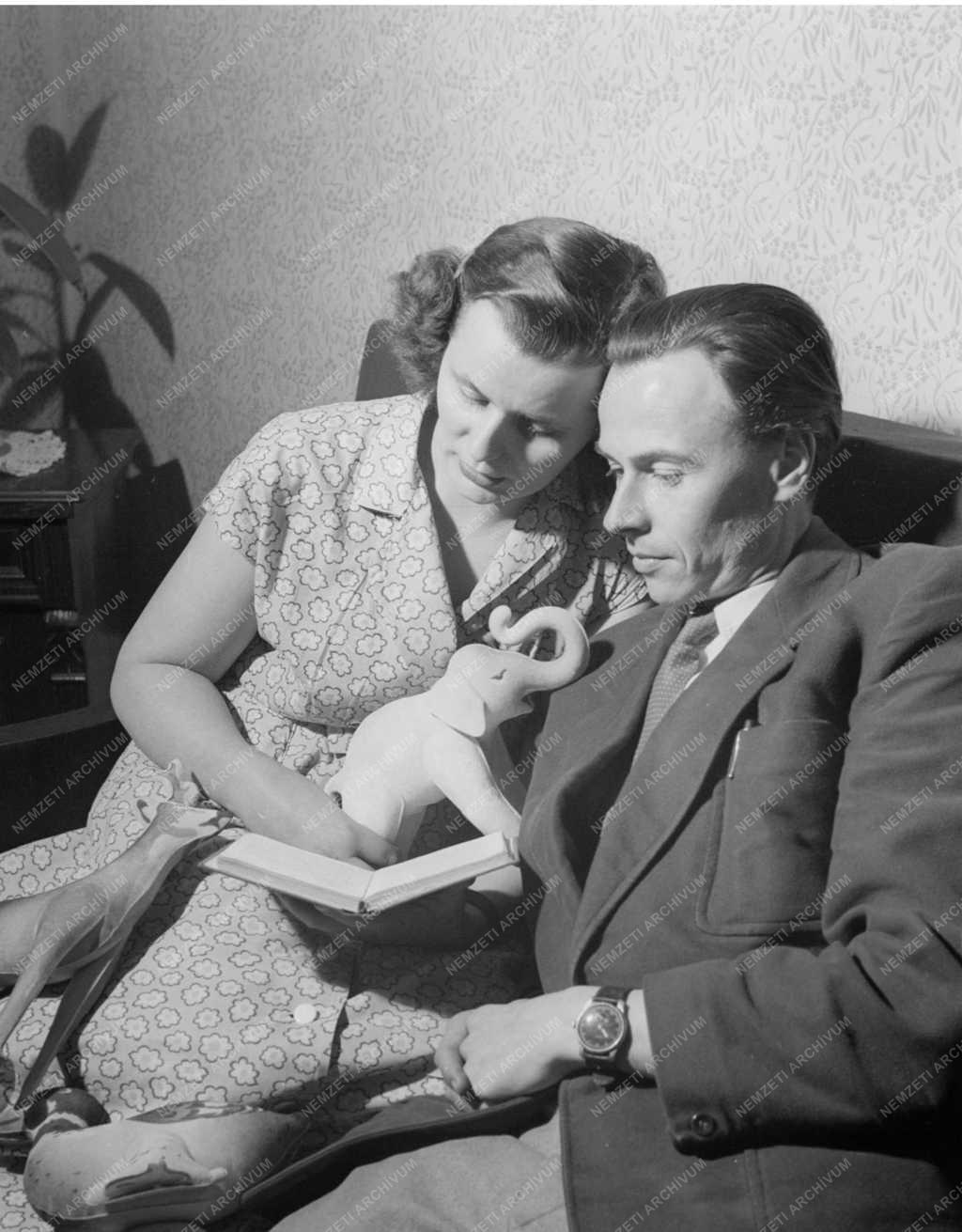 Szórakozás - Gyöngyösi mérnök otthonában