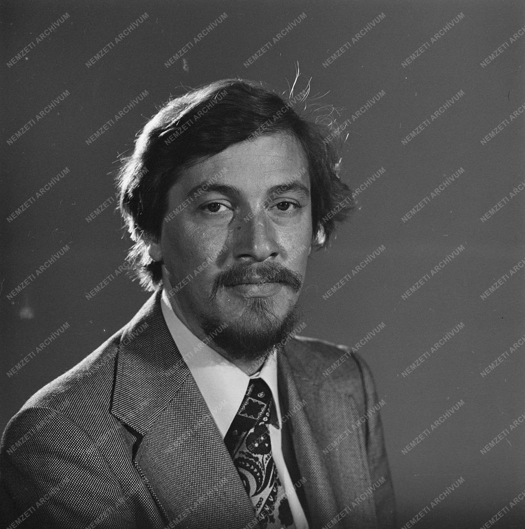 Kultúra - Várday Zoltán színművész