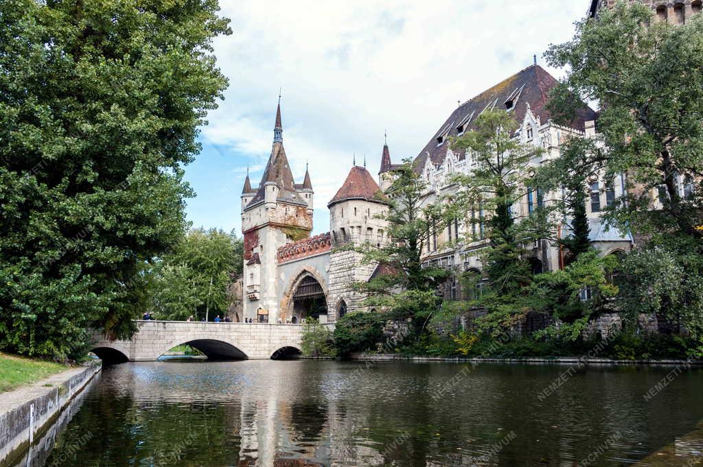 Városkép - Budapest - Vajdahunyad vára