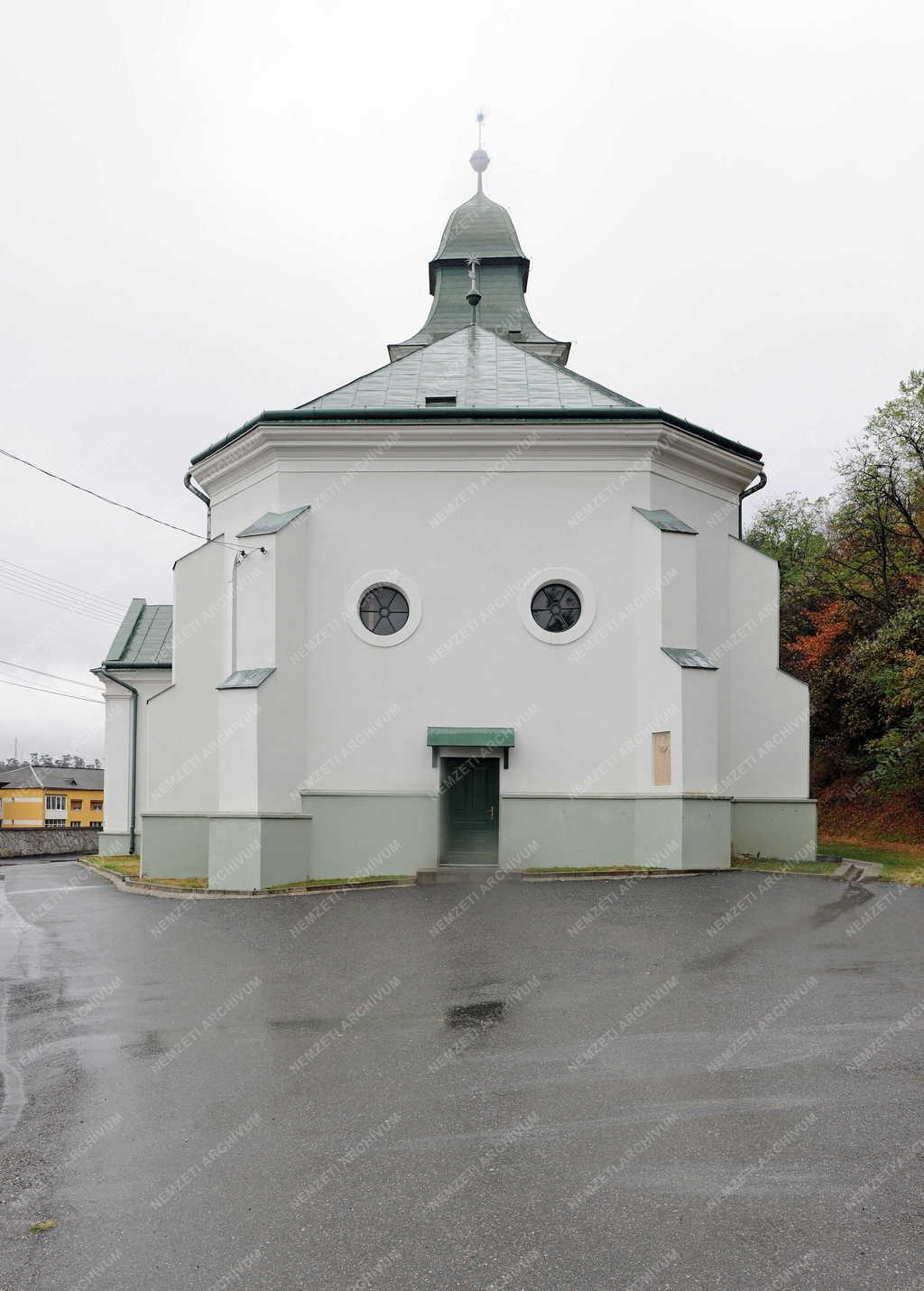 Vallás - A szilágysomlyói református templom