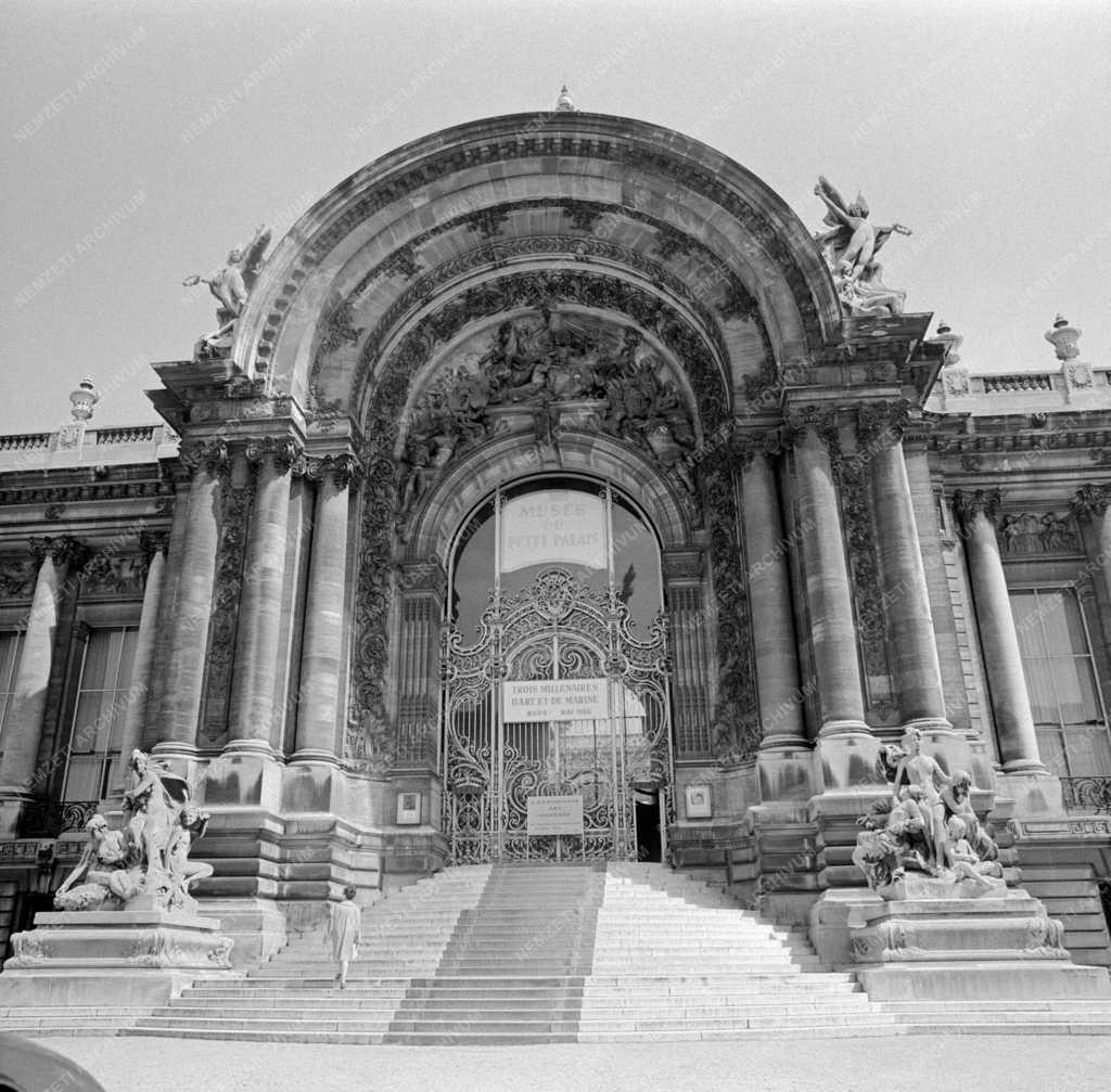 Városkép - Franciaország - Párizs - Petit Palais