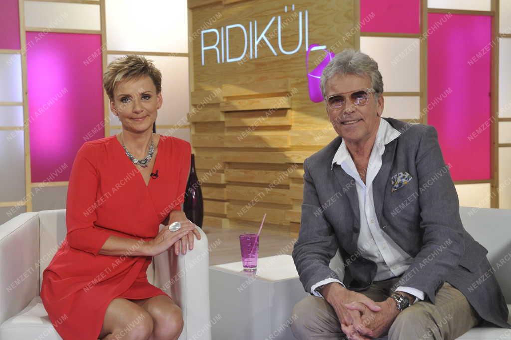 Televízió - Ridikül című női beszélgetős műsor
